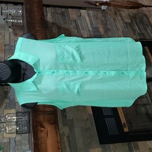 NWOT  APT.9 button up sleeveless blouse